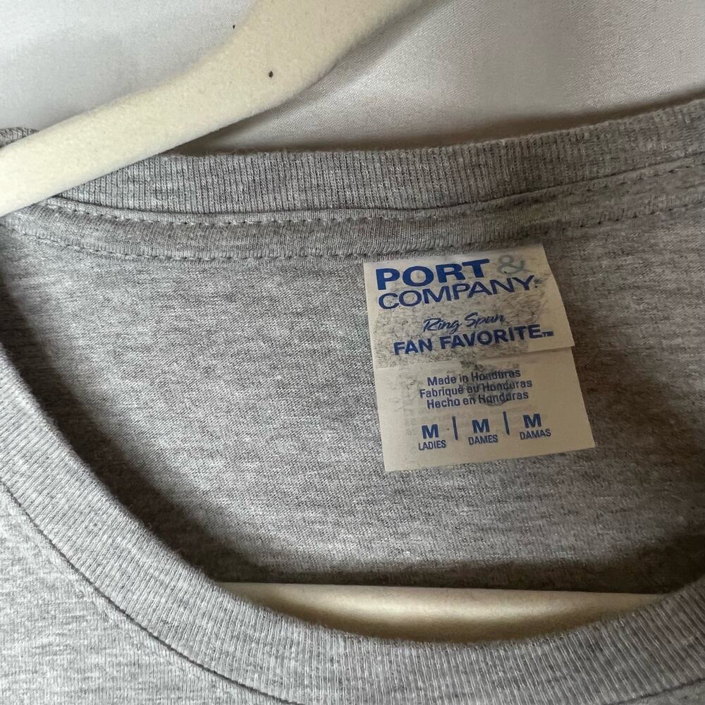 Port Authority Cat Meh Graphic Womans tee Size Medium - Picture 3 of 4